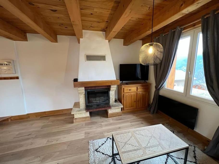 Appart Duplex Chalet Plein Sud Feissons-sur-Salins Exterior foto